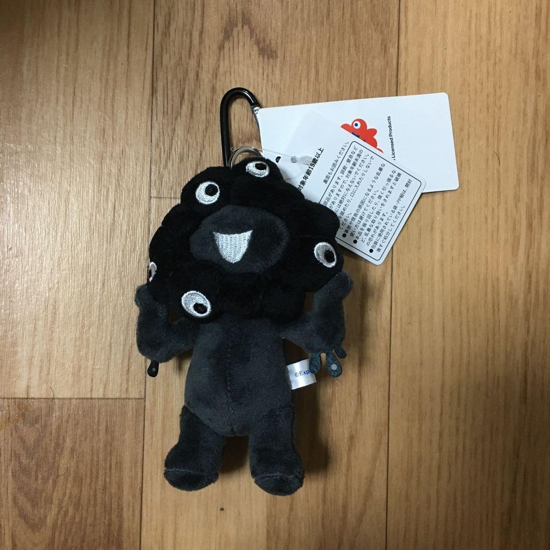 関西万博EXPO2025 黒ミャクミャク　カラビナ付きマスコット　立ち