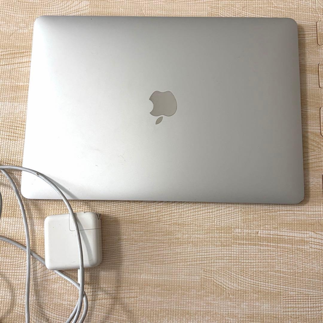 MacBook本体 Macbook Air retina 13inchi 2020 512GB