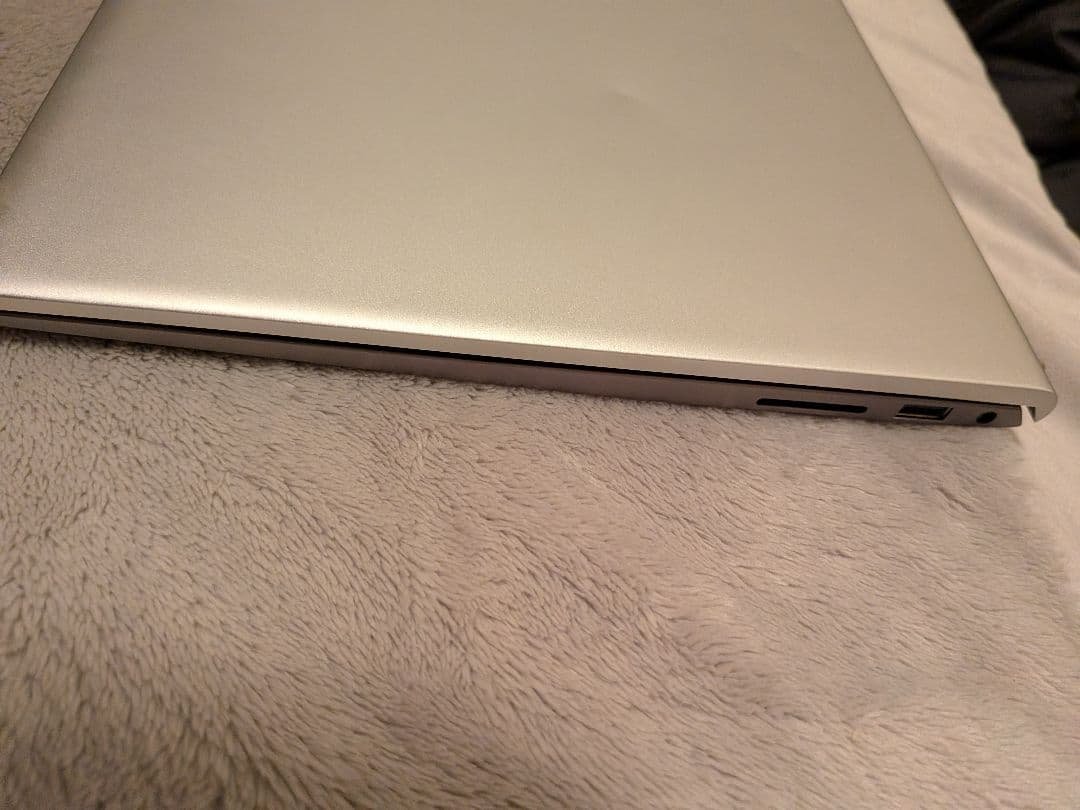 【ジャンク】Dell Inspiron 起動不可 修理用