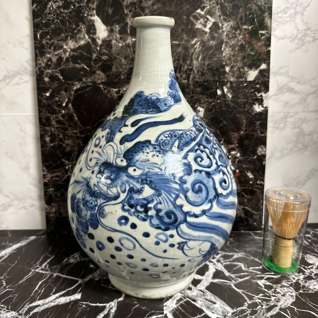 李朝、雲竜図　特大徳利。特製木箱。