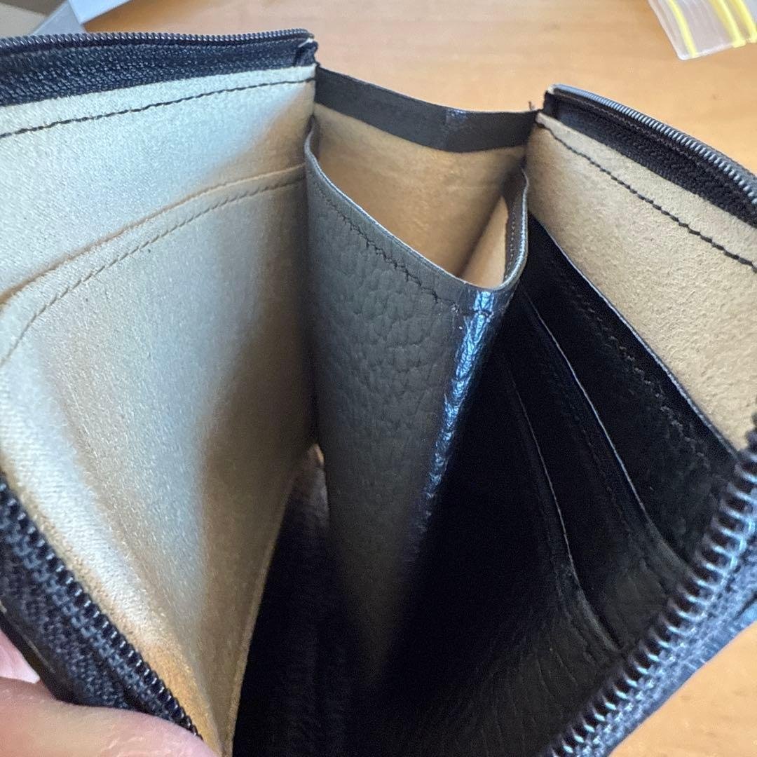 ATAO 黒 レザー 二つ折り財布