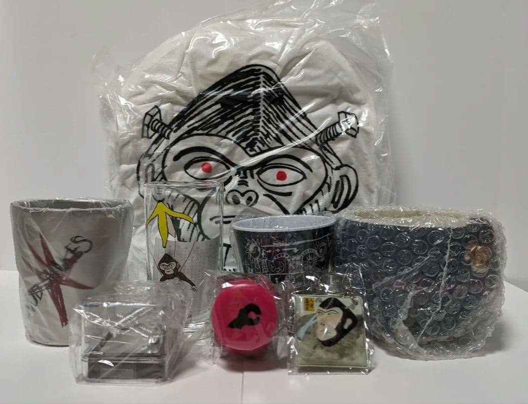 クッション　ヨシオ　クロマニヨンズ　ツアーグッズ