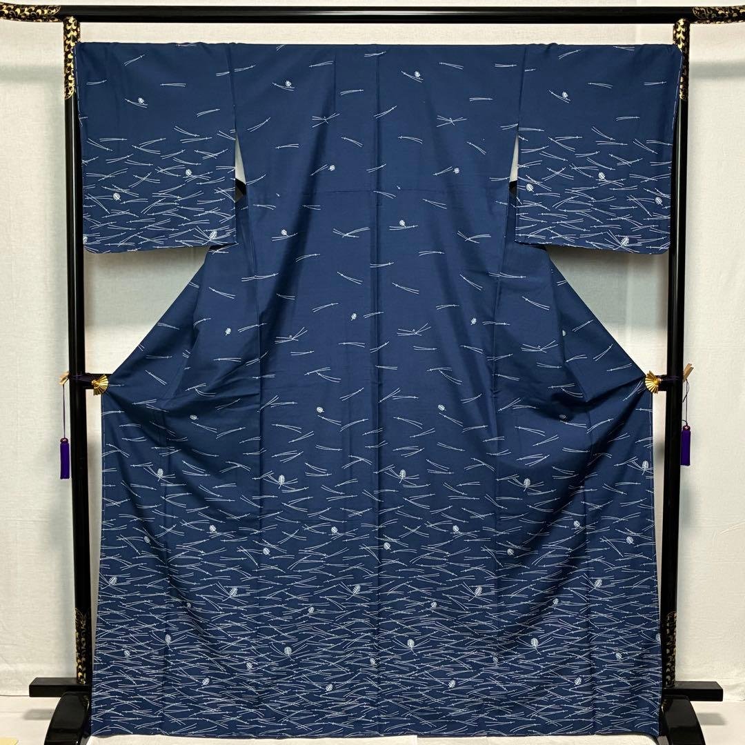 D56 訪問着 紬 吹き寄せ文 藍色 正絹 着物 袷 しつけ糸付き未使用極美品