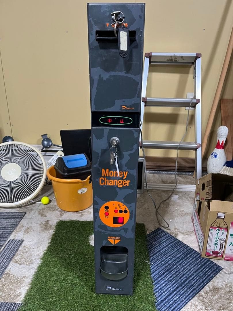 両替機 1,000円札から100円硬貨10枚 【新紙幣未対応】【引取り対応】