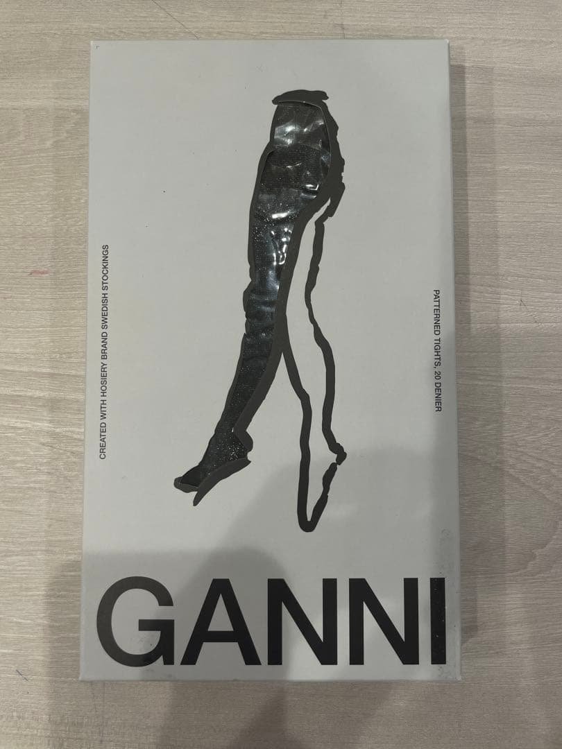 GANNI ブラック ラメ入り タイツ