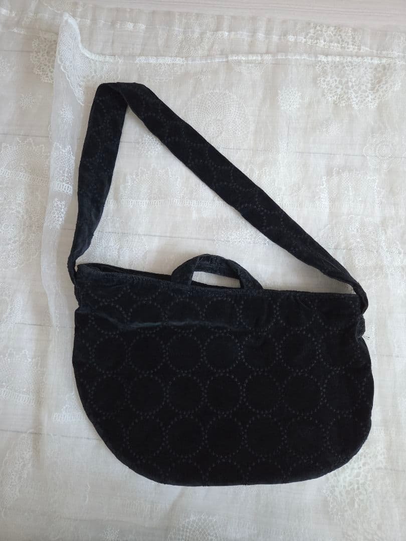 minä perhonen コーデュロイショルダーバッグ　ブラック　S