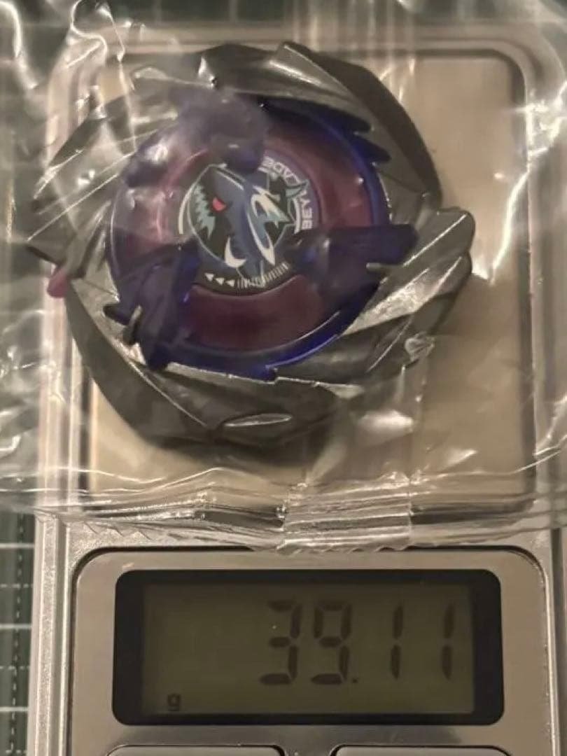 ベイブレードx 高重量 シャークスケイル 新品未使用品