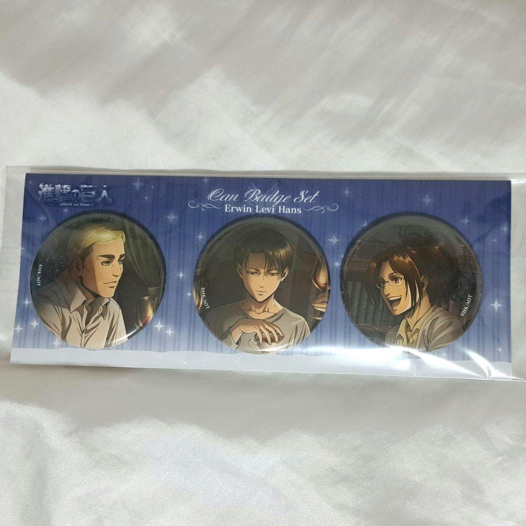 進撃の巨人 リヴァイ ハンジ エルヴィン 缶バッジ 缶バッチ