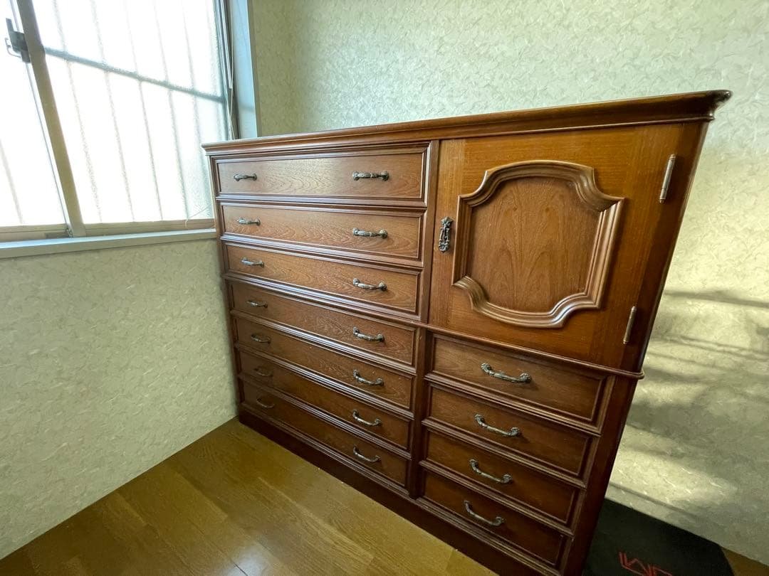 アンティーク家具　木製　レトロ　チェスト　洋服箪笥　収納