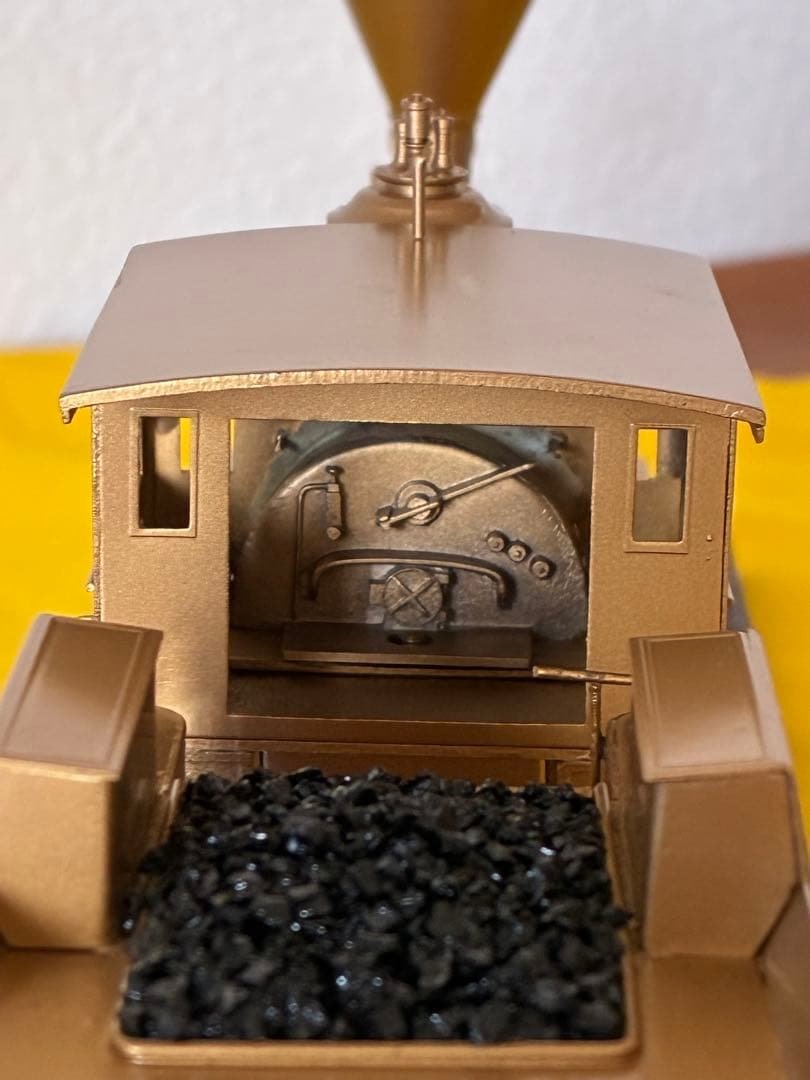 未使用品 弁慶号 蒸気機関車模型 金属製 レール基台・ケース付