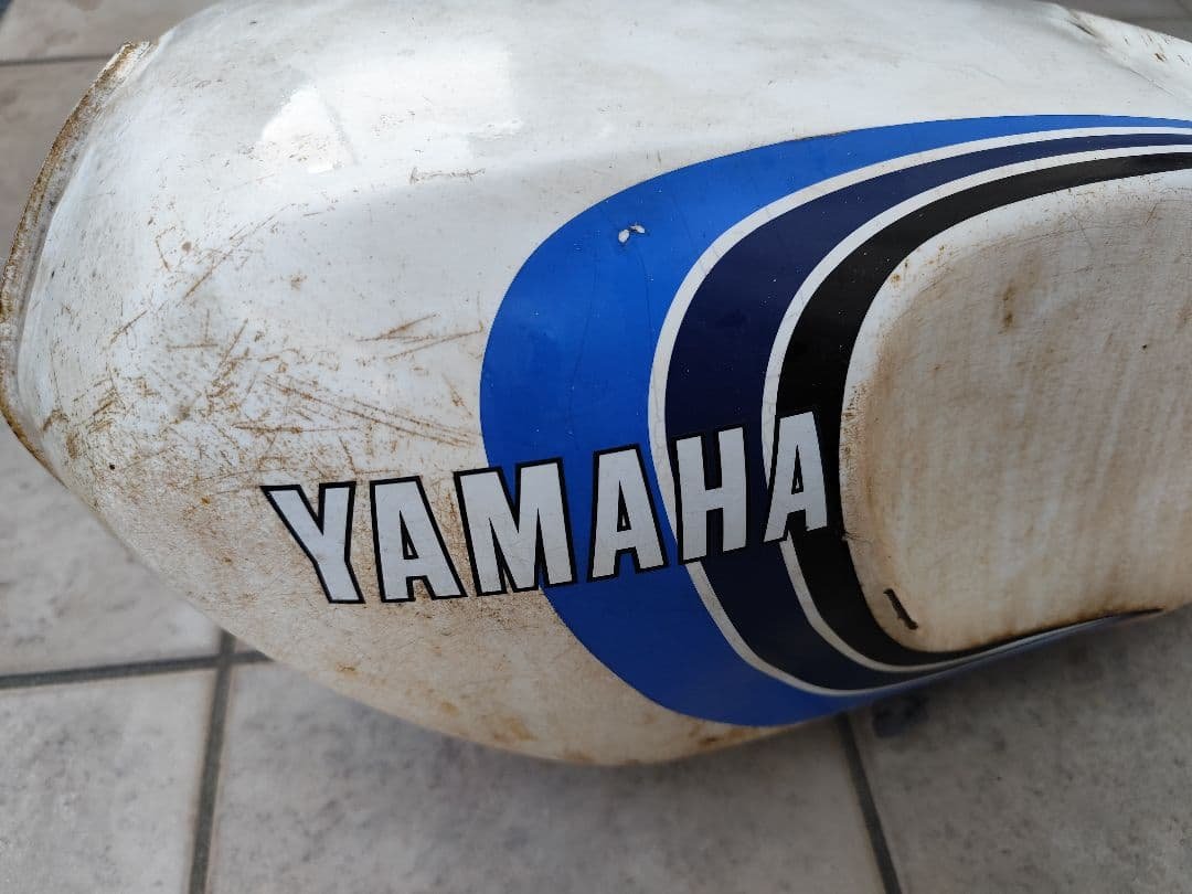 YAMAHA RZ250 タンク 当時物 旧車 送料込