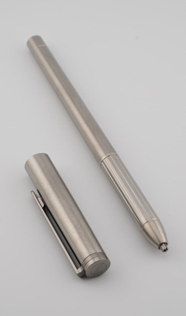 Deff ディーフ 高級ボールペン 替え芯用 ペンジャケット チタニウム