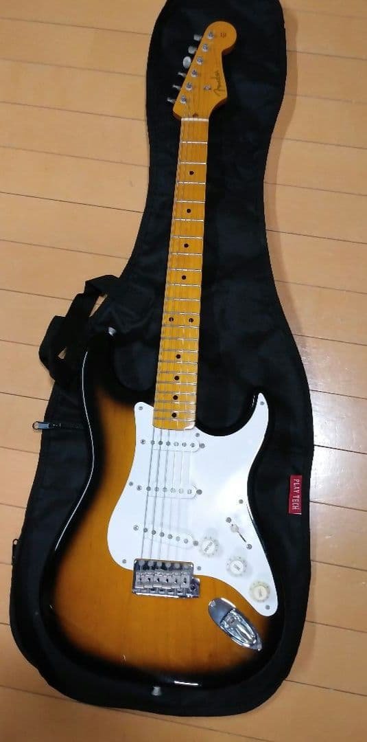 美品 Fender japan フェンダージャパン　ストラトキャスター　ST57