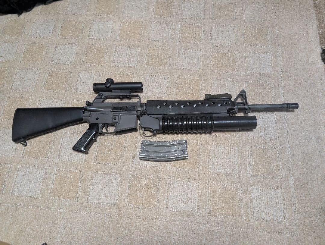 東京マルイ 電動ガン M16A2+他社製M203付き（モスカートランチャー）