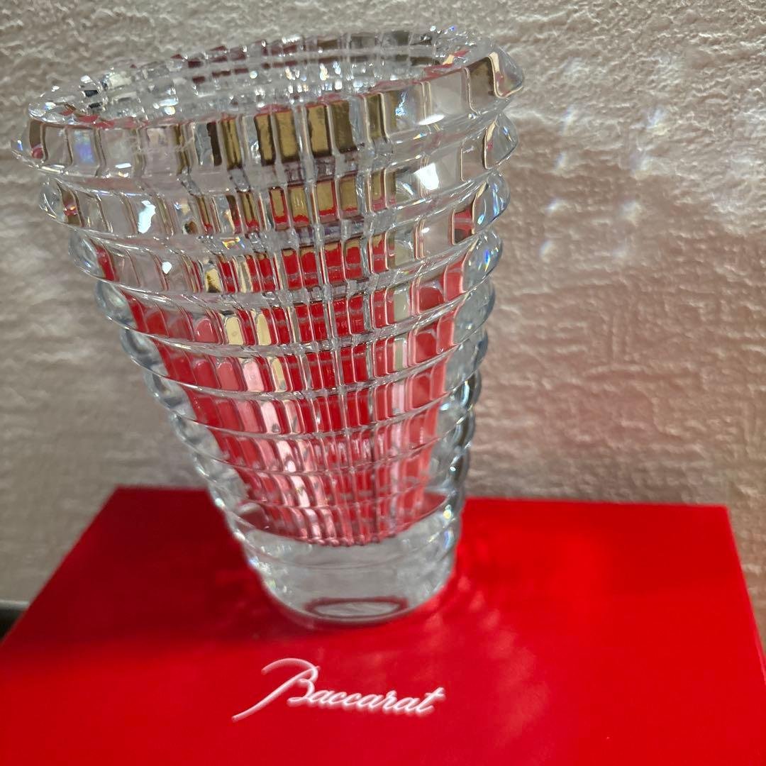 新品　未使用Baccarat クリスタルガラス 花瓶アイ