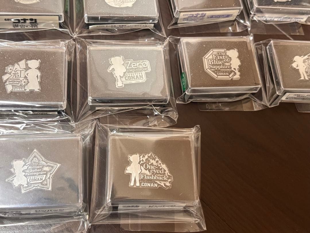 名探偵コナン　劇場版　ピンバッジ　映画　ピンズ